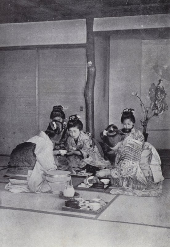 Geishas beim Abendessen in einem Teehaus von American Photographer (after)