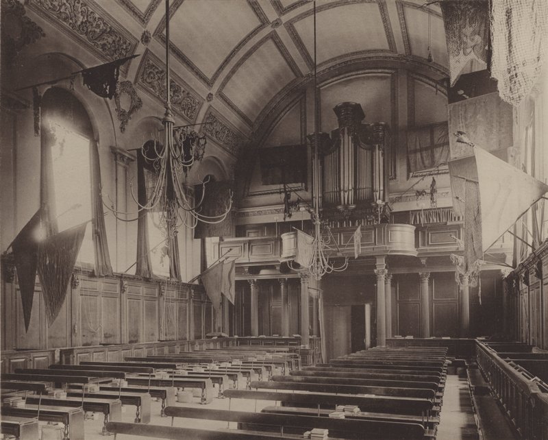 Chelsea Hospital, Innenraum der Kapelle von Charles Latham