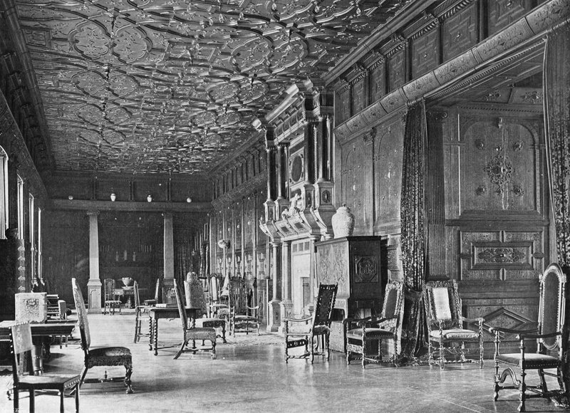 Das Westende der langen Galerie von Charles Latham