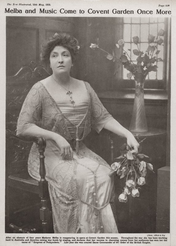 Dame Nellie Melba, australische Opernsängerin von Elliott and Fry Photography Studio