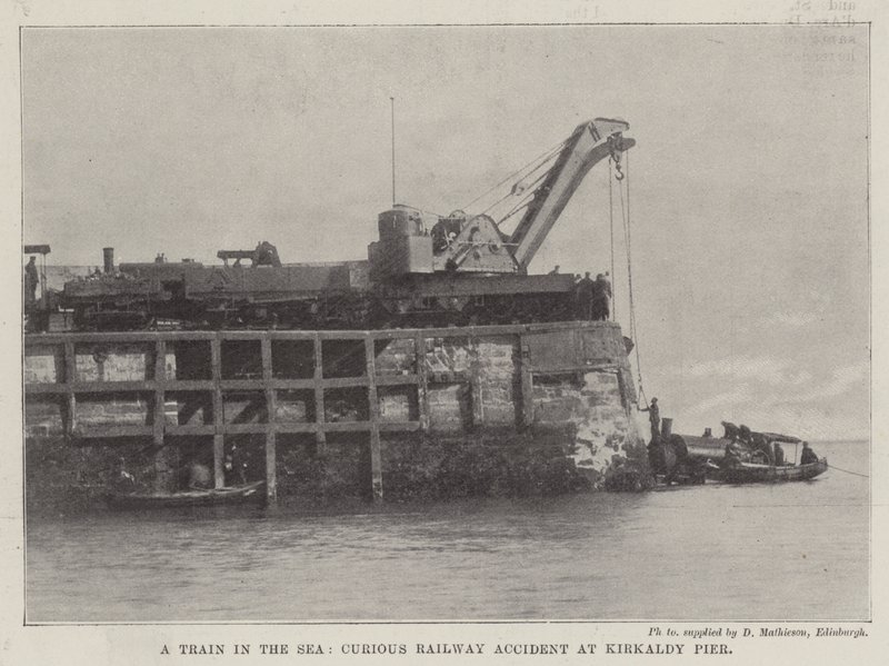 Ein Zug im Meer, Kurioser Eisenbahnunfall am Pier von Kirkaldy von English Photographer