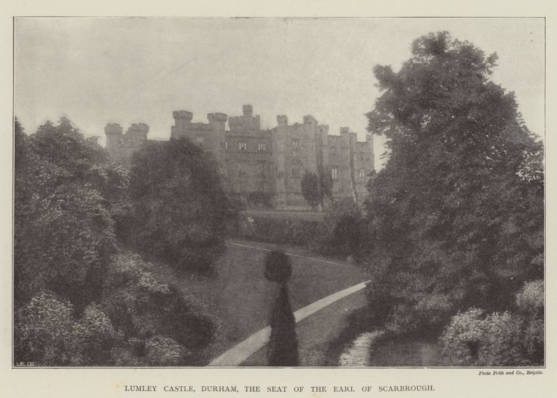 Lumley Castle, Durham, der Sitz des Earl of Scarbrough von English Photographer