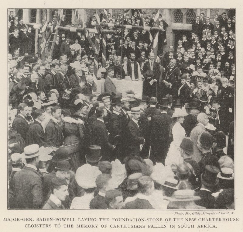 Generalmajor Baden-Powell legt den Grundstein für die neuen Charterhouse-Kreuzgänge zum Gedenken an die in Südafrika gefallenen Kartäuser von English Photographer