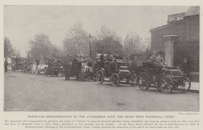 Motorwagen-Demonstrationen des Automobilclubs, der Start vom Whitehall Court von English Photographer