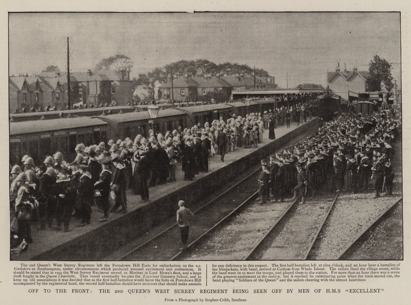 Ab an die Front, das 2. Queens West Surrey Regiment wird von Männern der H.M.S. Excellent verabschiedet von English Photographer