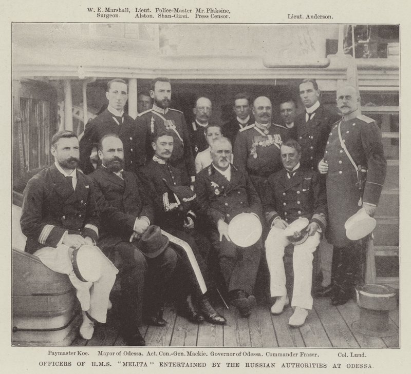 Offiziere der HMS Melita von den russischen Behörden in Odessa empfangen von English Photographer