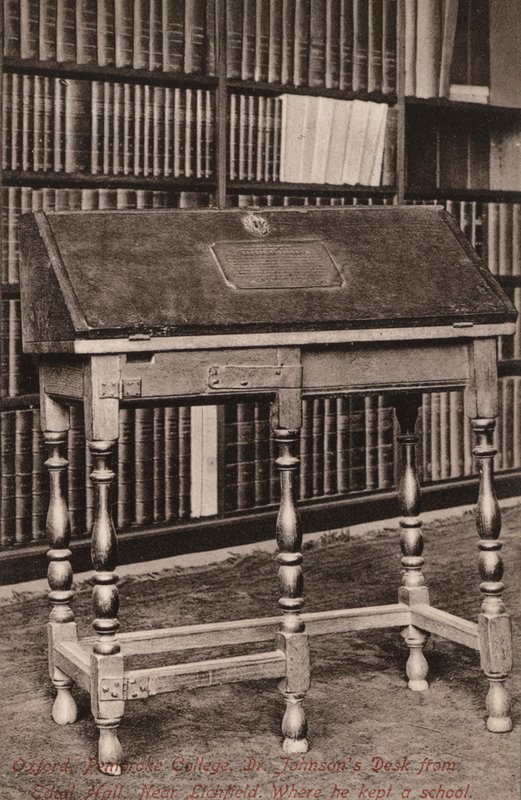 Oxford, Pembroke College, Dr. Johnsons Schreibtisch, von Edial Hall, bei Lichfield, wo er eine Schule führte von English Photographer