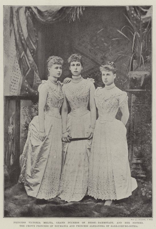 Prinzessin Victoria Melita, Großherzogin von Hessen-Darmstadt, und ihre Schwestern, die Kronprinzessin von Rumänien und Prinzessin Alexandra von Sachsen-Coburg-Gotha von English Photographer