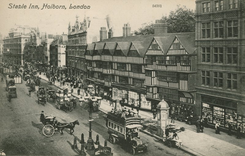 Staple Inn, Holborn, London von English Photographer