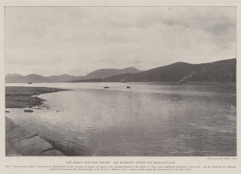 Die schottische Kreuzfahrt des Königs, die königliche Yacht vor Ballachulish von English Photographer