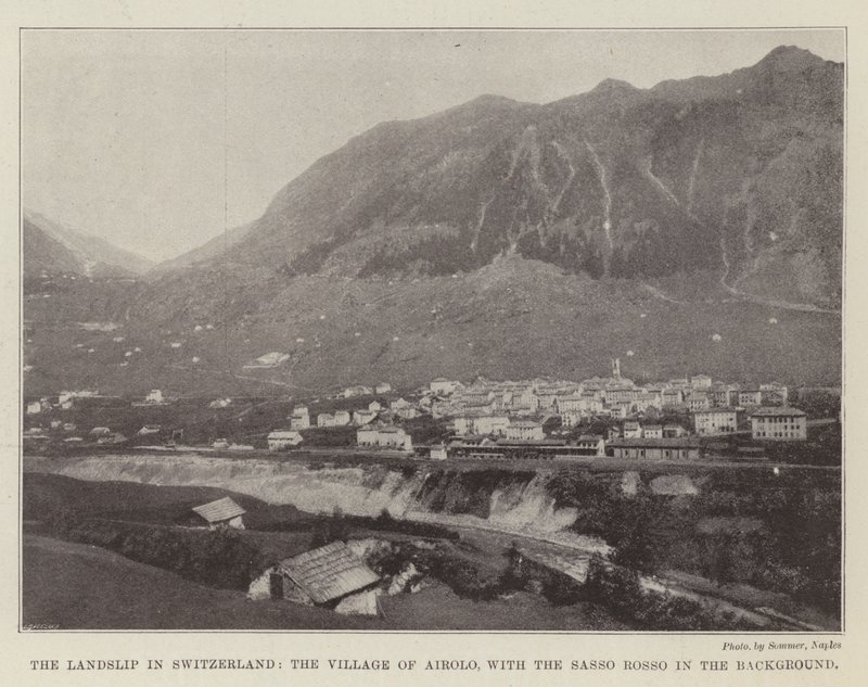 Der Erdrutsch in der Schweiz, das Dorf Airolo mit dem Sasso Rosso im Hintergrund von English Photographer