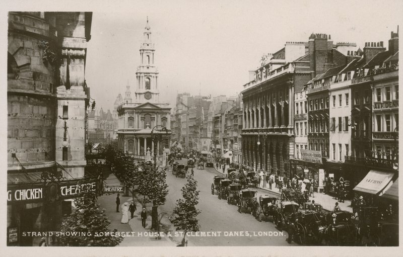 The Strand, zeigt Somerset House und St Clement Danes, London von English Photographer