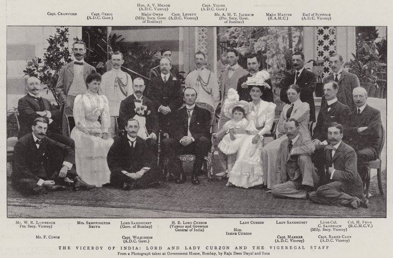 Der Vizekönig von Indien, Lord und Lady Curzon und das Vizekönigliche Personal von English Photographer