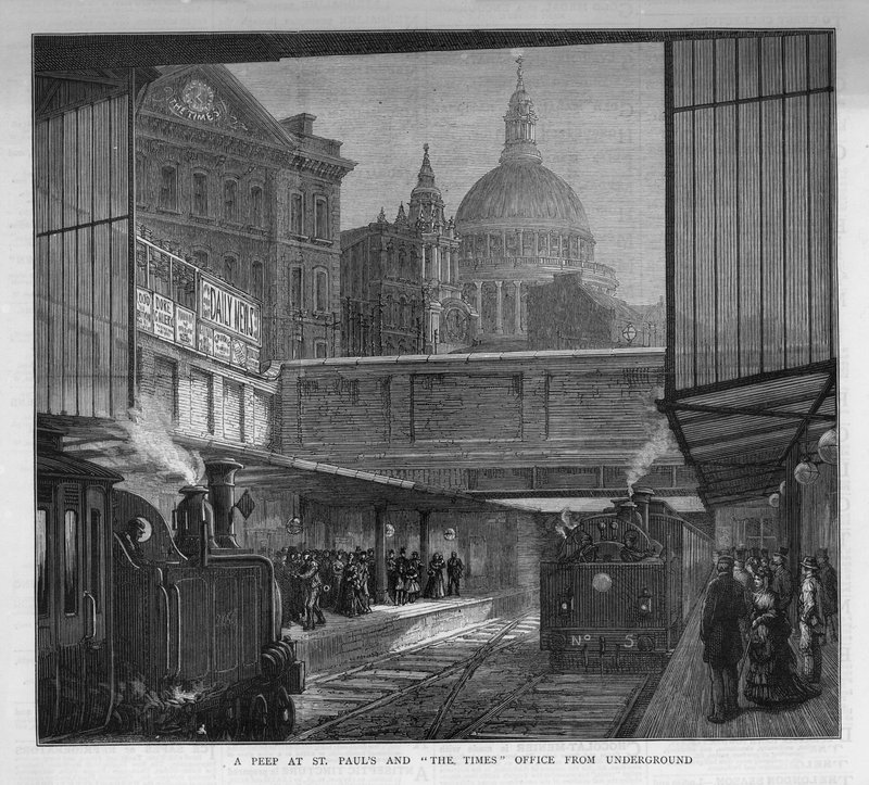 Ein Blick auf die St. Pauls Kathedrale und The Times von English School