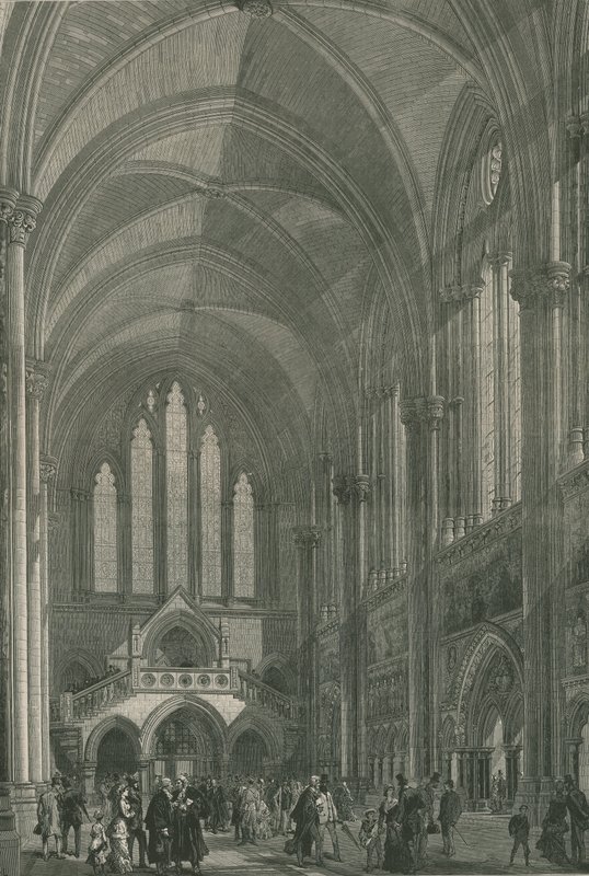 Zentralhalle der Royal Courts of Justice von English School