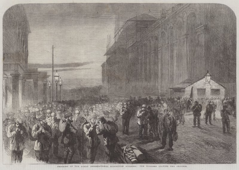 Fortschritt des Großen Internationalen Ausstellungsgebäudes, die Arbeiter verlassen das Gelände (Stich) von English School