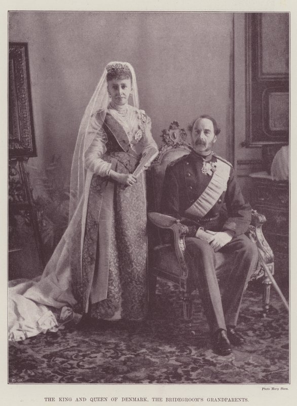 Der König und die Königin von Dänemark, die Großeltern des Bräutigams (Gravur) von English School