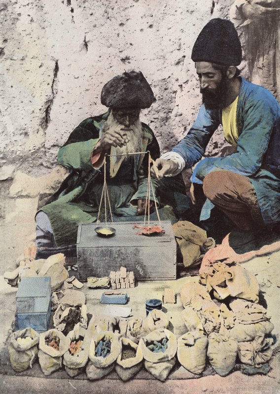 Teheran, Gewürzhändler auf dem Königsplatz von European Photographer