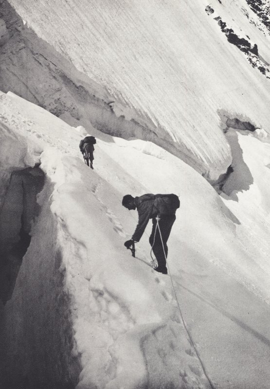 Penninische Alpen: Unterhalb des Col de Tournanche von Francis Sydney Smythe