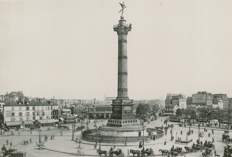 La Colonne de Juillet, Place de la Bastille von French Photographer