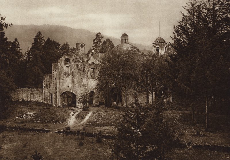 Mexiko: Klosterruine im Nationalpark, Wüste der Löwen, Rückansicht von Hugo Brehme