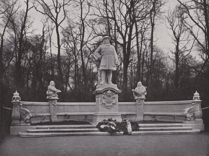 Denkmal in der Siegesallee, Friedrich Wilhelm, der Große Kurfürst von Photographer German