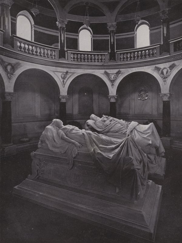 Potsdam, Friedenskirche, Mausoleum mit Sarkophagen des Kaisers und der Kaiserin Friedrich von Photographer German