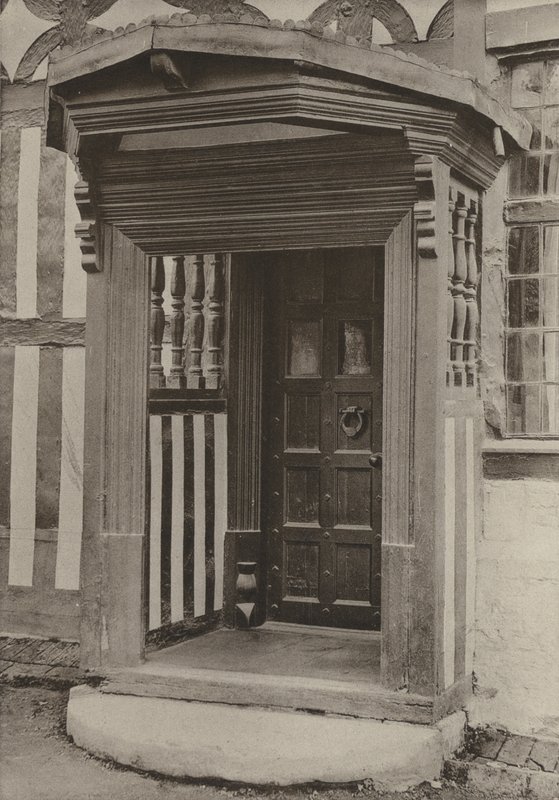 Türöffnung, The Middle House, Mayfield, Sussex von William Galsworthy Davie