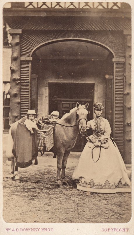 Prinzessin Alexandra mit Prinz Albert Victor und Prinz George von William and Daniel Downey