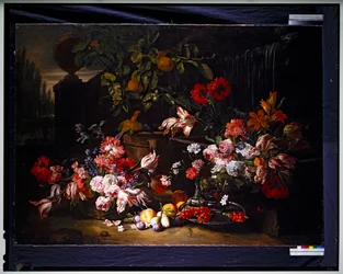 Stillleben mit Blumen in einem Garten
