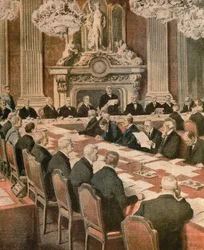 Der französische Präsident Georges Clemenceau spricht auf der Pariser Friedenskonferenz