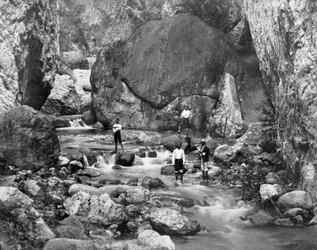 Cane River, Jamaika, um 1905