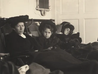 Clara Lauer, Kitty und Emmy Stieglitz