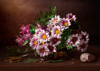 Rustikales Blumen-Stillleben