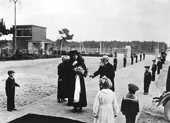 Villa Rosa Maltoni Mussolini: offizieller Besuch Helenas von Montenegro, Gemahlin Viktors Emanuel III.