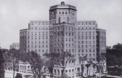 Chicago: Harriet Hammond McCormick Denkmal, YWCA
