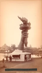 Hand und Fackel der Freiheitsstatue, ca. 1876