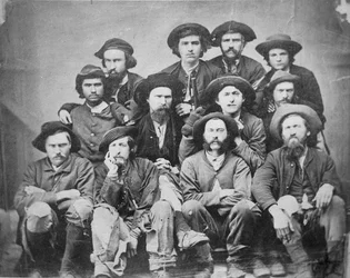 Mitglieder von Morgans Raiders im Camp Douglas