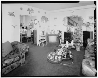 Typisches Interieur, Familienzimmer führt zum Esszimmer. - Techwood Homes, Gebäude Nr. 18