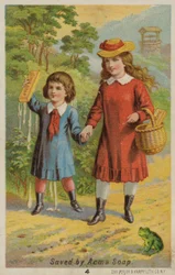 Mädchen hält Händchen mit durchnässtem Jungen