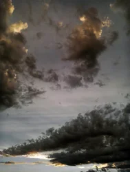 Dramatischer stürmischer Himmel