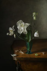 Elegantes Blumen-Stillleben