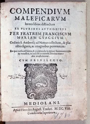 Frontispiz des Compendium maleficarum von Guazzo über Dämonologie und Hexerei (Gravur)