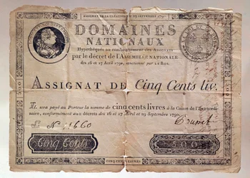 Papier aus der Französischen Revolution: eine Zuweisung von 500 Pfund aus dem Jahr 1790. Private Sammlung