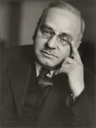 Porträt von Alfred Adler (1870-1937), Anonym. Fotografie