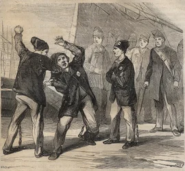 Pugilatszene im Bagne von Toulon im 19. Jahrhundert. Gravur in „Histoire des bagnes depuis leur création à nos jours“ (1877) von Pierre Zaccone (1817-1895). Private Sammlung