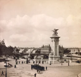Weltausstellung 1900 in Paris: Pylon der Pont Alexandre III