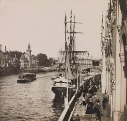 Weltausstellung von 1900 in Paris: Altes Paris. Private Sammlung