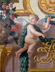 Detail eines Wandgemäldes, das einen Cherub zeigt, der einen Lorbeerkranz und eine Girlande hält