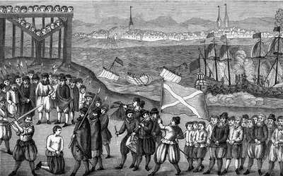 Hinrichtung des berühmten deutschen Piraten Klaus Störtebeker (1360-1401) und seiner 71 Komplizen 1401 in Hamburg. Gravur nach dem Bild des 16. Jahrhunderts